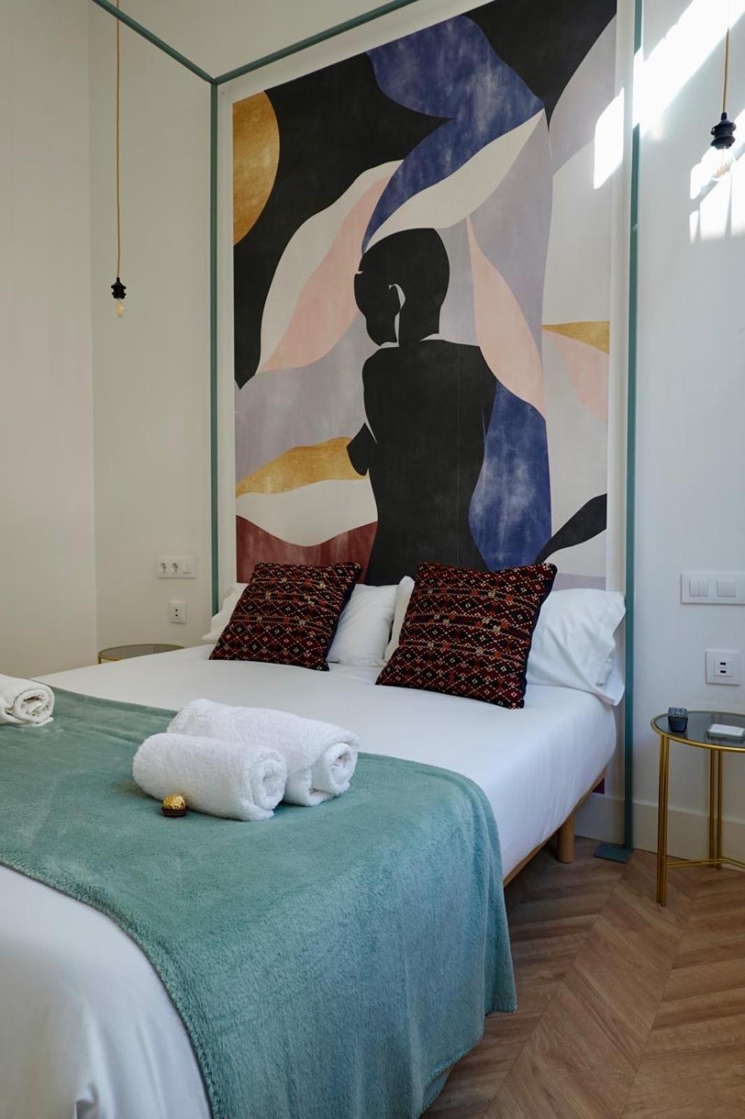 Peral Boutique Apartaments Севилья Экстерьер фото